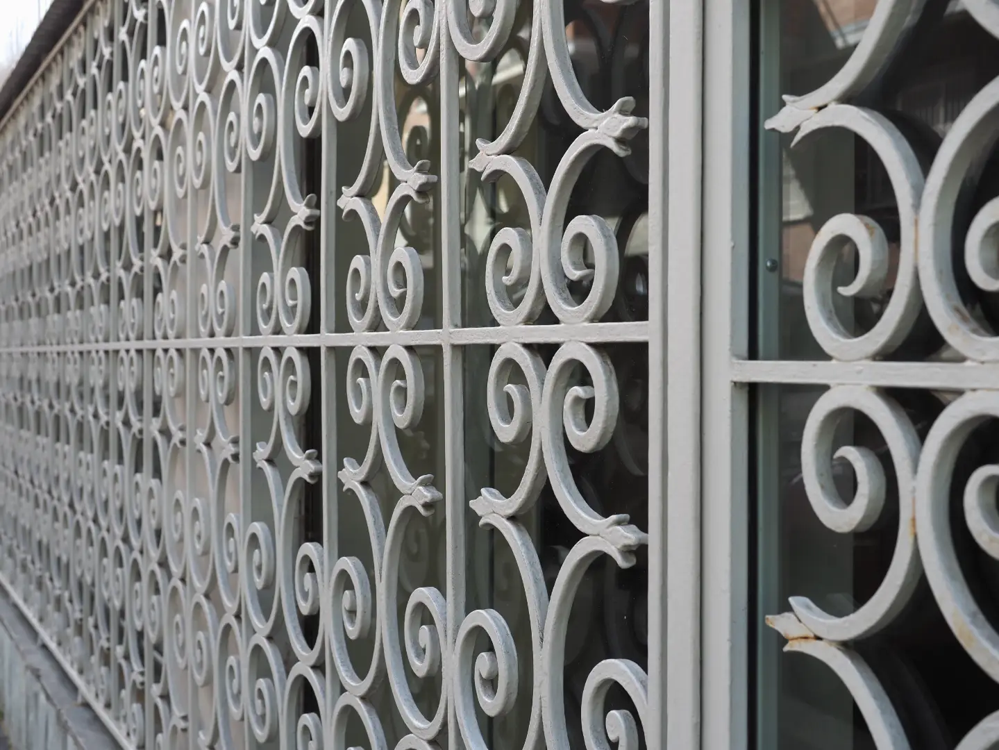 Demir Doğrama Tabela ve Dekoratif Modüller